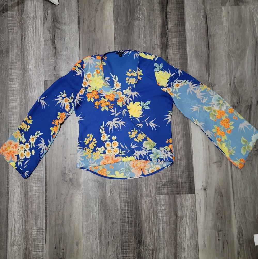 Guess Cross Over Floral Top - Picture 5 of 13